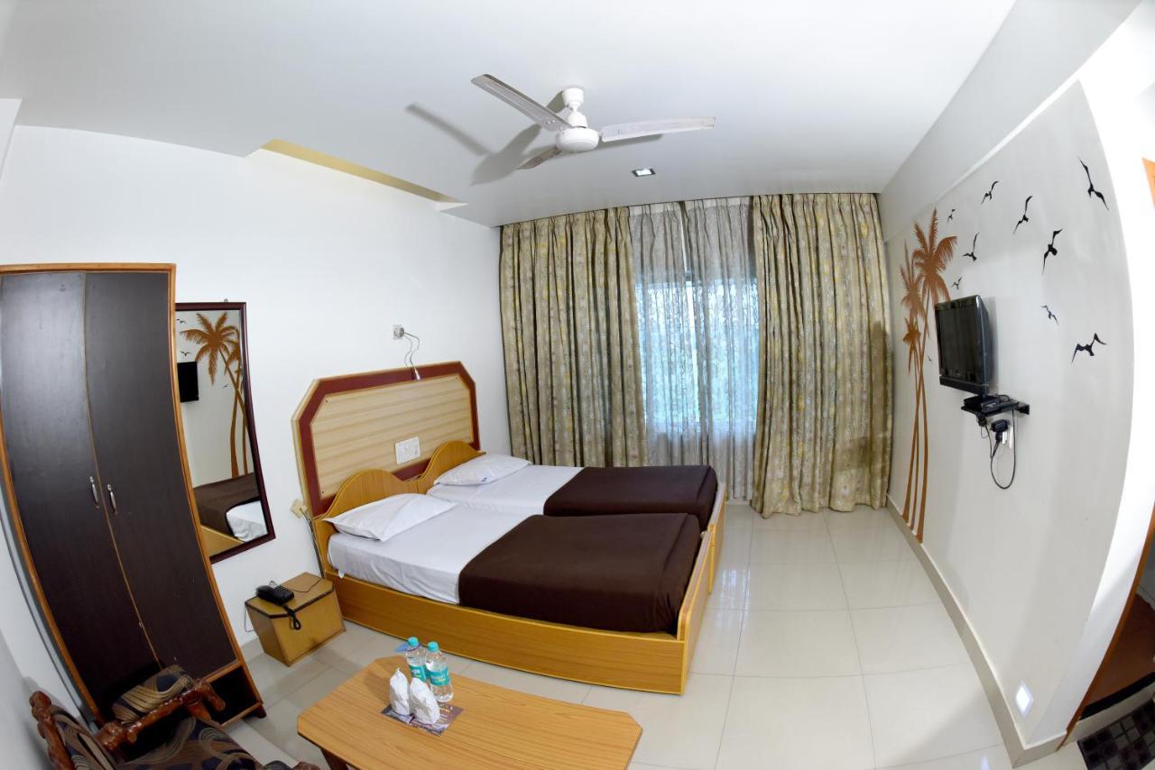 Hotel Sharada International Udupi Extérieur photo