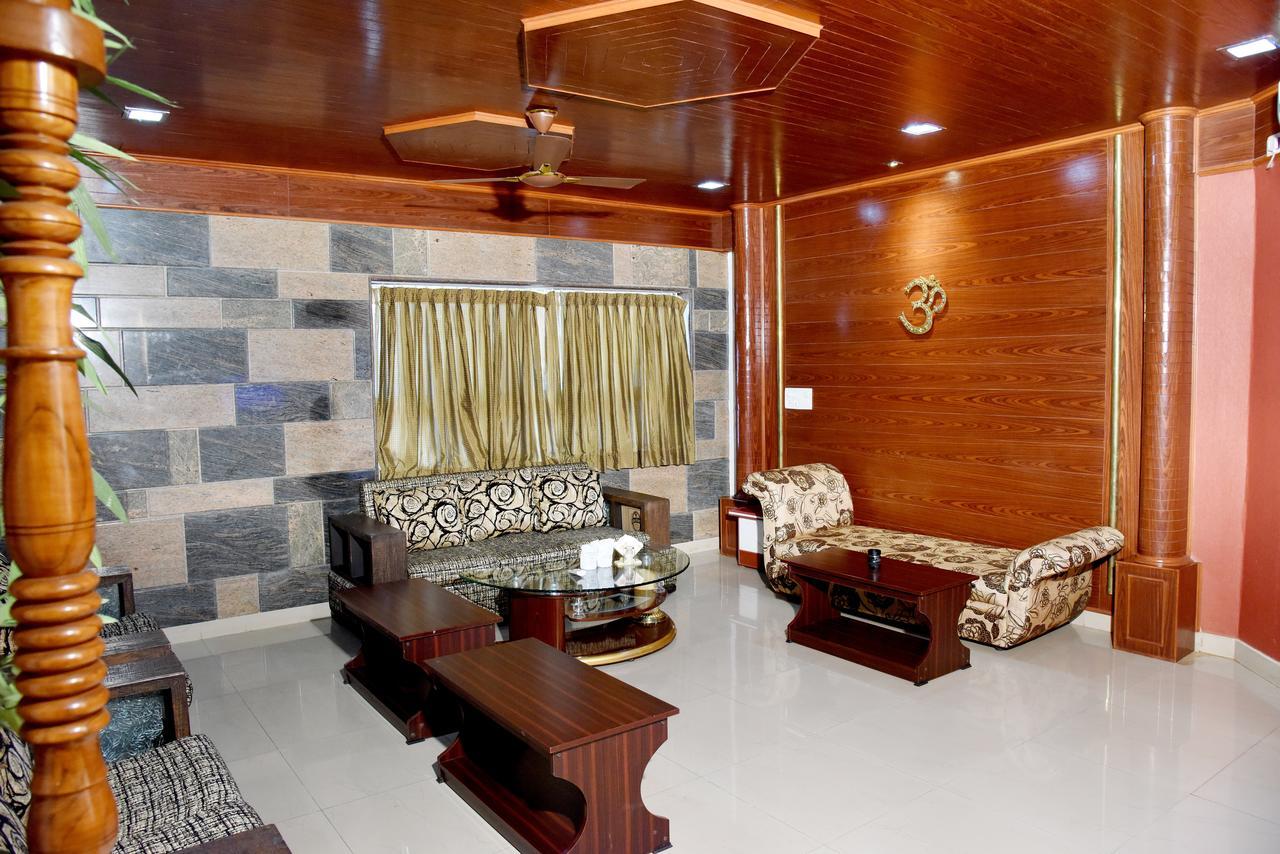 Hotel Sharada International Udupi Extérieur photo