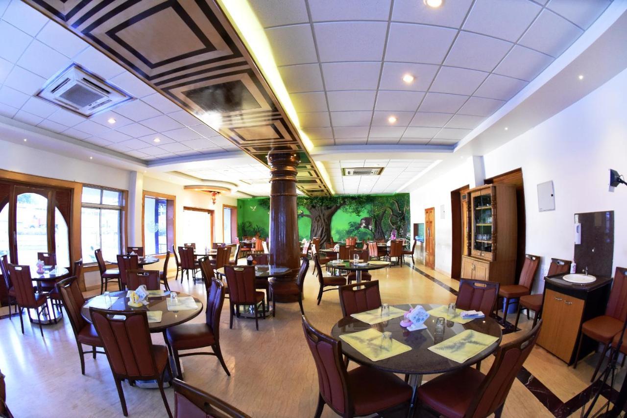 Hotel Sharada International Udupi Extérieur photo